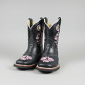 bota de piiel con adorno en rosa 