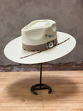 Charlie 1 Horse  Spear Point Straw Hat